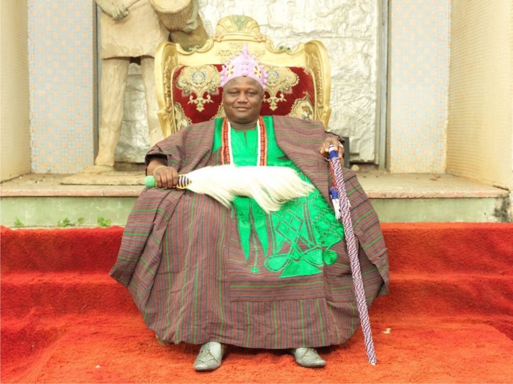 Ataoja Osogbo lays curses, warns politicians against trouble making