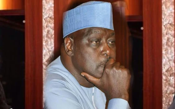 192 lawmakers planning to defect from APC – Babachir panel