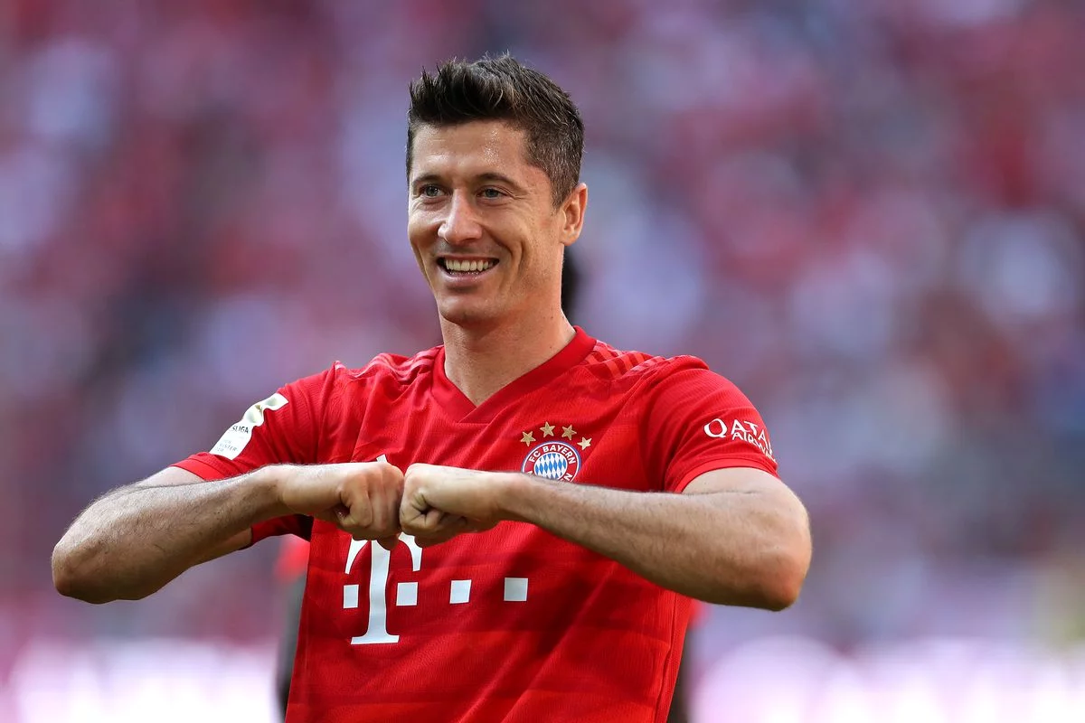 EPL: Chelsea ready to sign Lewandoski