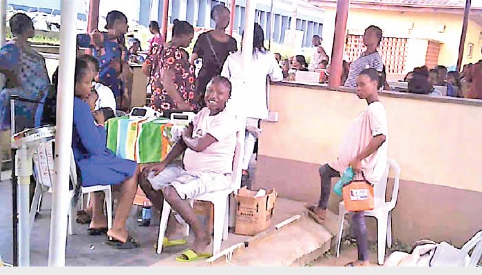 Lagos Hospitals: Pregnant women provide gloves, syringes after paying for delivery