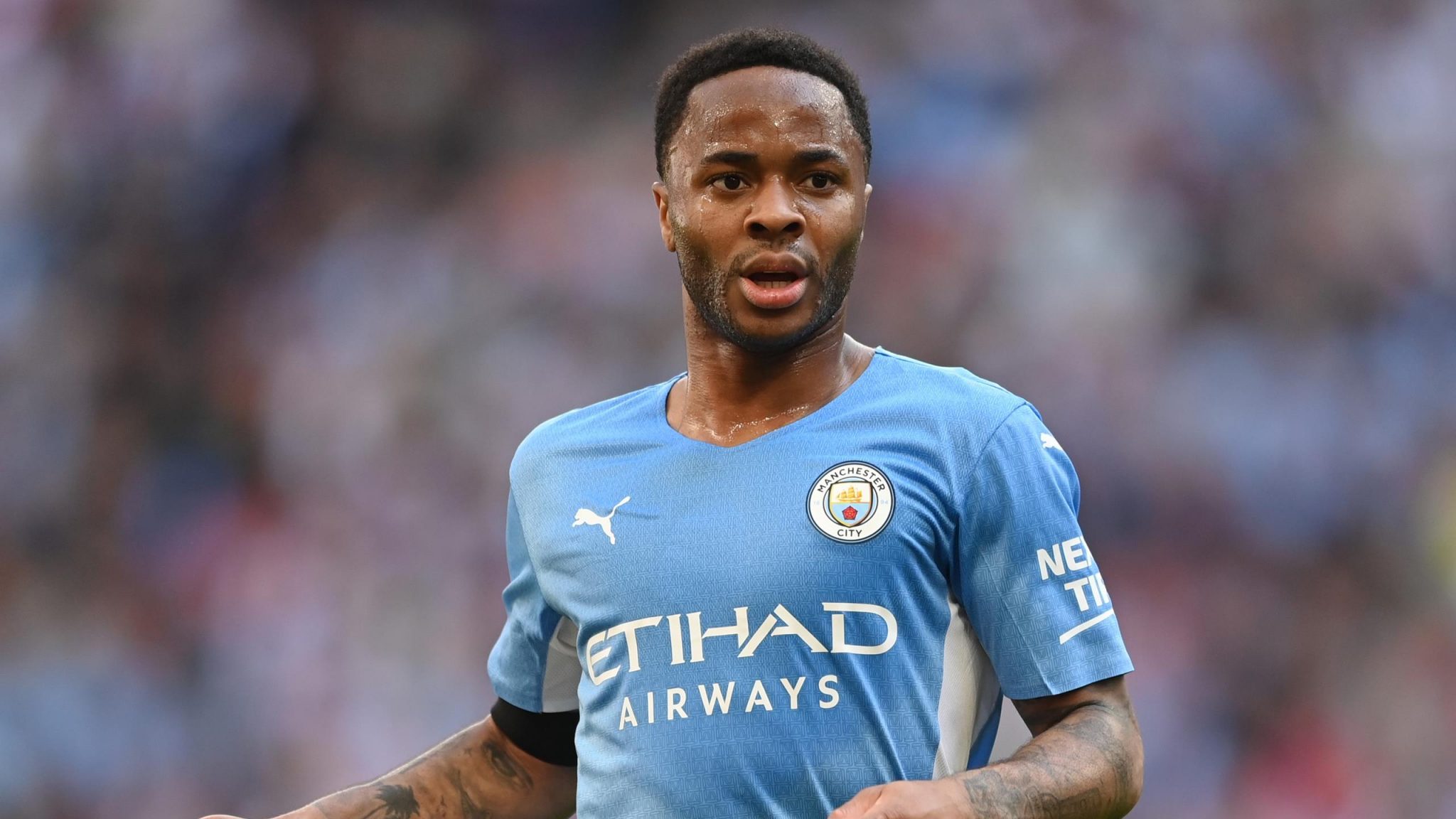 EPL: Sterling in US to meet new Chelsea team-mates