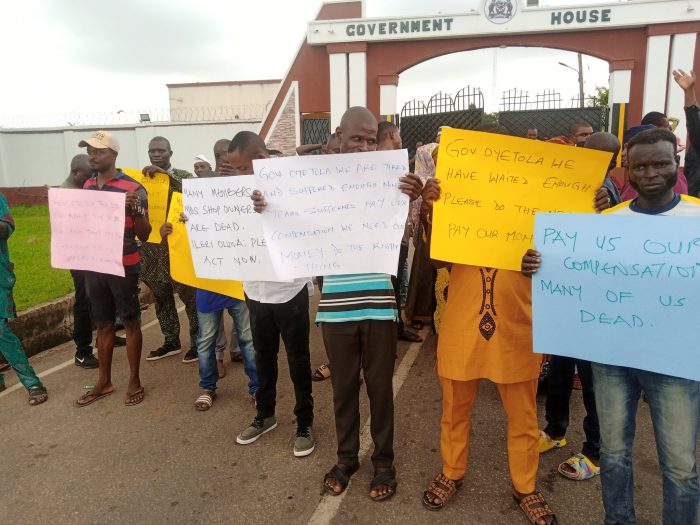 Unpaid entitlements: Business owners, landlords in Osogbo protest to Govt House