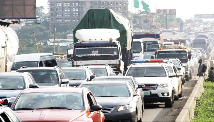 Gunmen rob motorists on Lagos-Ibadan expressway again