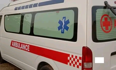 Gunmen intercepts Ambulance Conveying dead body , kidnap 2 Persons