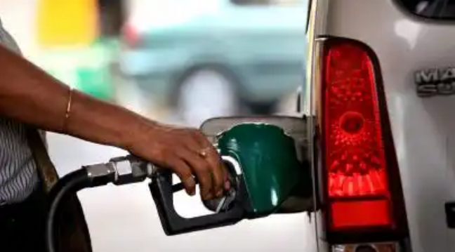 Fuel Scarcity Hits Abuja As Marketers Shuts Down Stations