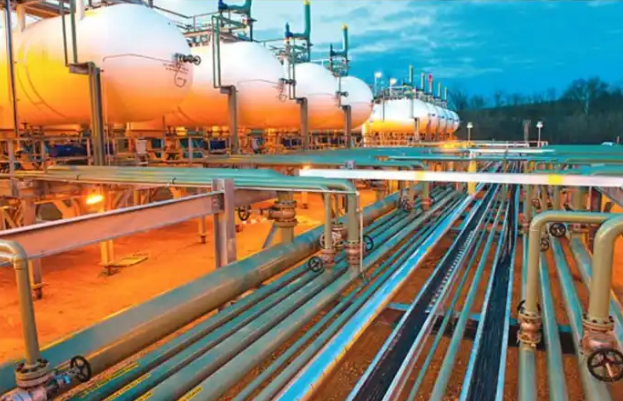 NLNG Shuts Operations Over Flooding, Gas Scarcity Looms