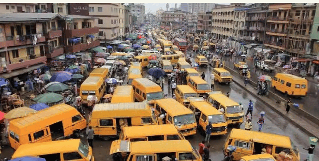 Lagos Commercial Drivers Threaten 7-day Mass Protest Over Multiple Extortion