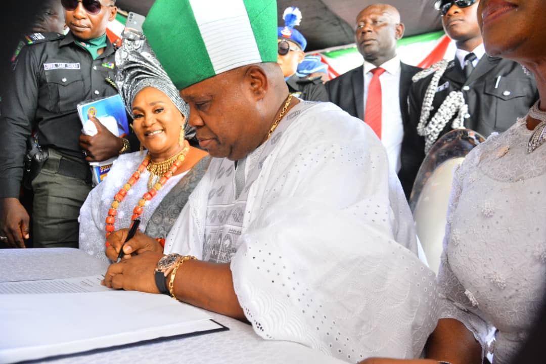 Newly elected Gov Adeleke reverses state name and freezes Govt accounts