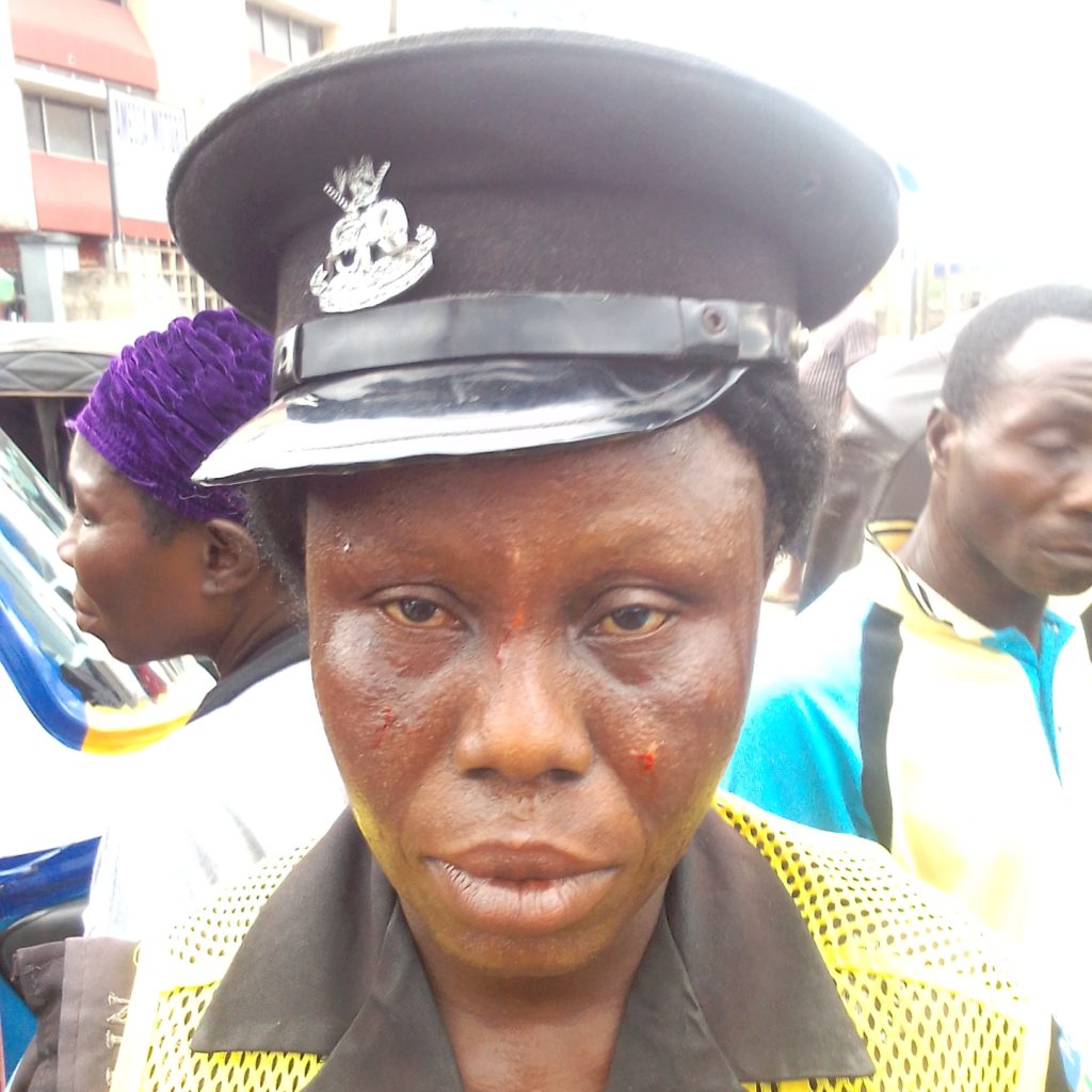 Police woman beaten and injured while trying to settle fight in Delta