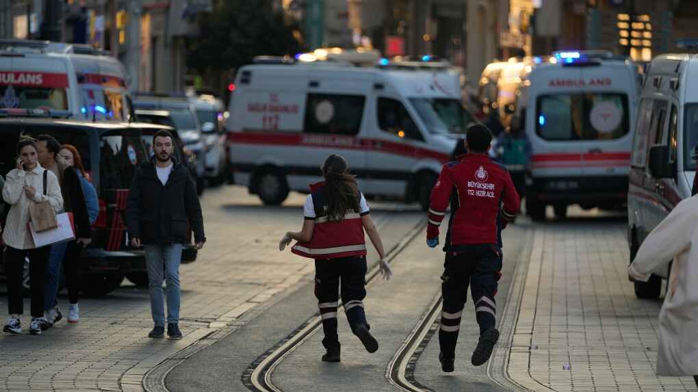 Massive Explosion Rocks Istanbul, 6 killed, many injured