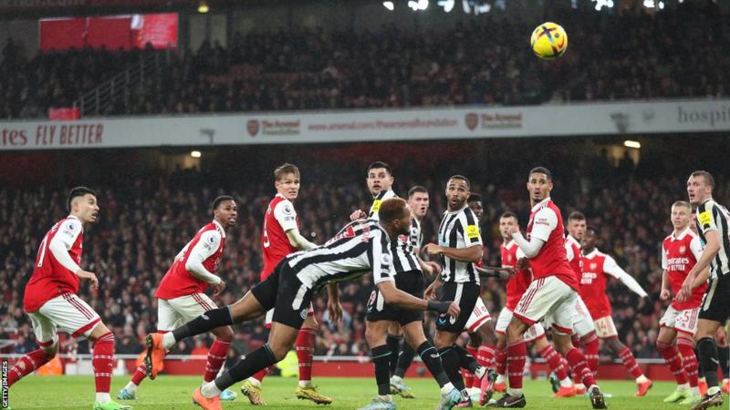 Arsenal held to a goalless draw by stubborn Newcastle