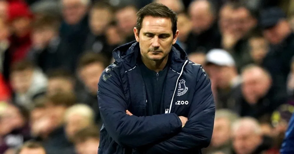 Everton Sacks Frank Lampard