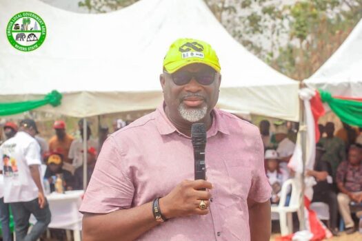 Wike’s Chief Of Staff Wears Tinubu’s Logo To Canvass For Votes In Rivers