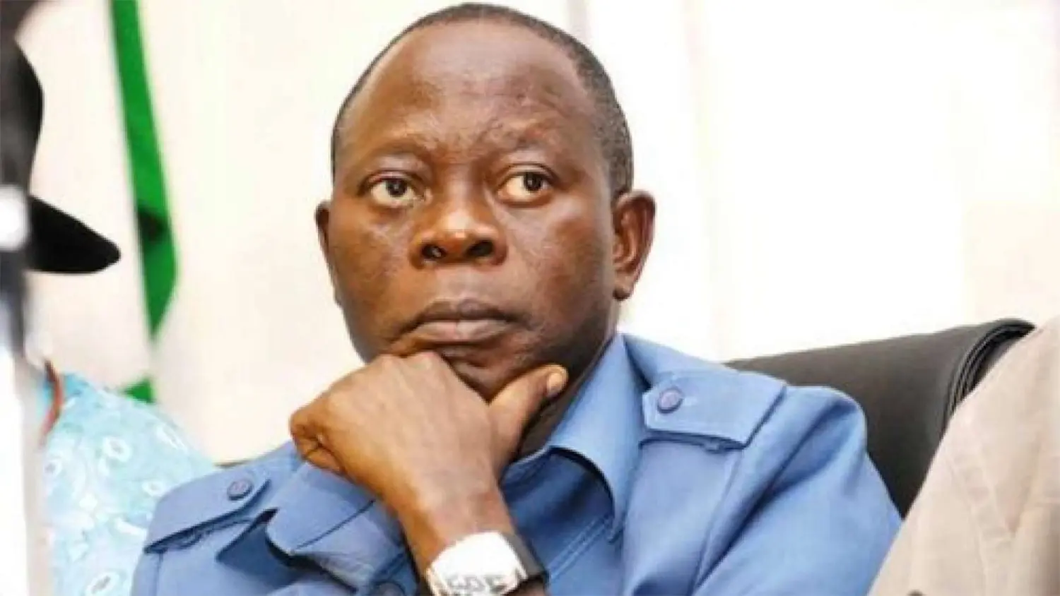 Video: Obi’s supporters stop Oshiomhole from campaigning for Tinubu in Edo