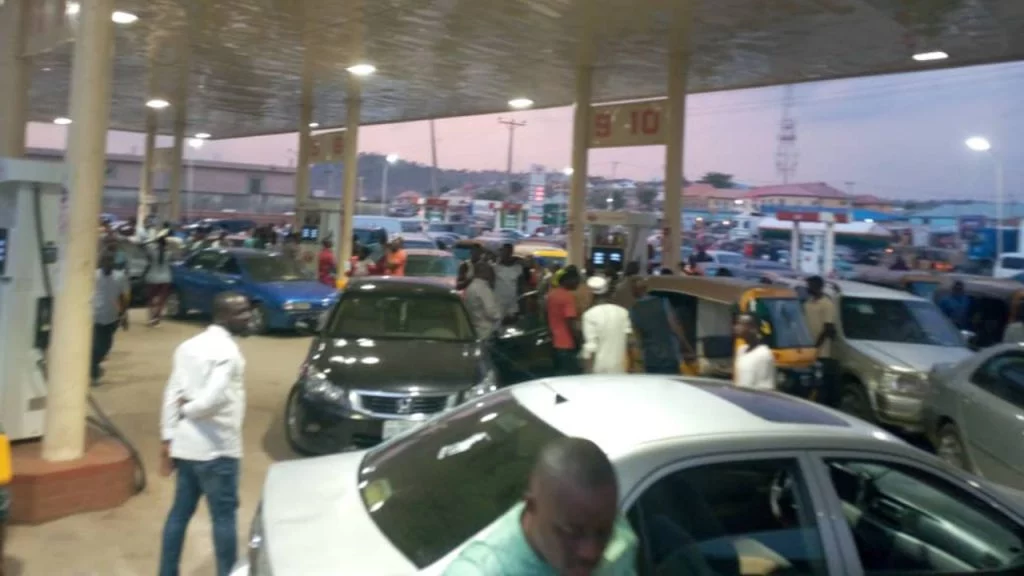 Fuel scarcity: Transporters threaten protest at NNPC headquarters