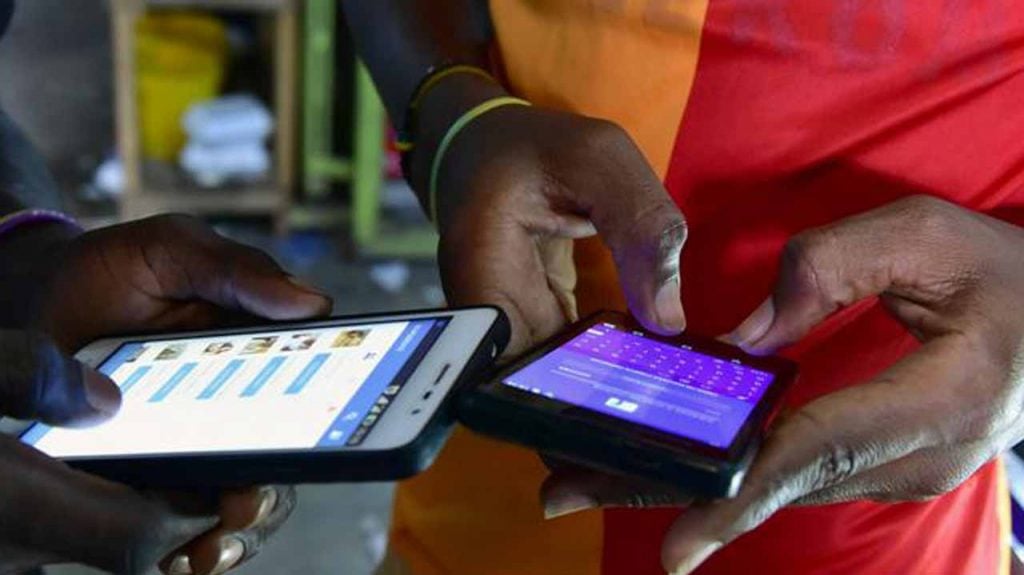 Cashless Policy: Nigerians groan over failed online banking transactions