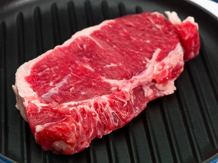 Health hazards of eating red meat