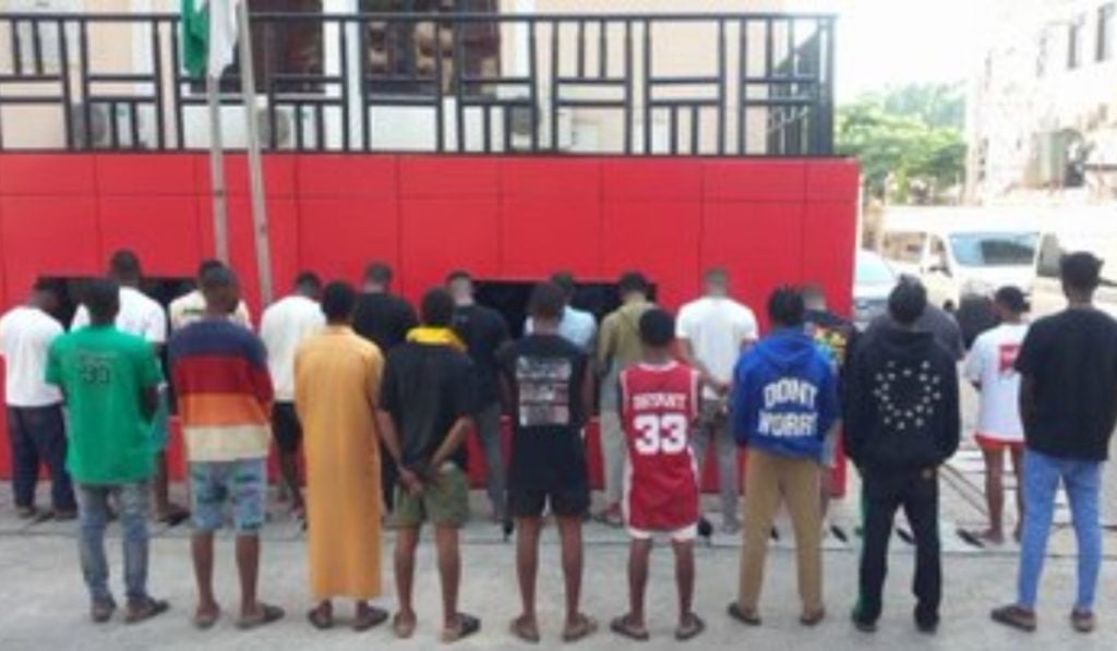 21 ‘Yahoo’ boys arrested in Abuja