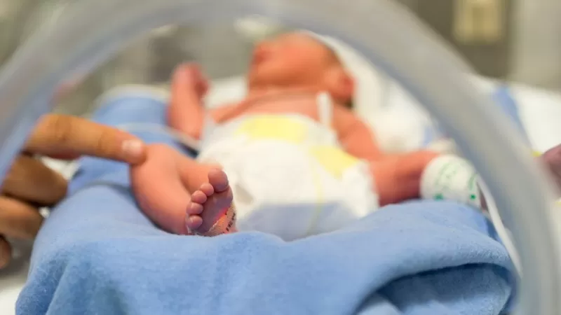 Baby born from three parents in the UK for the first time