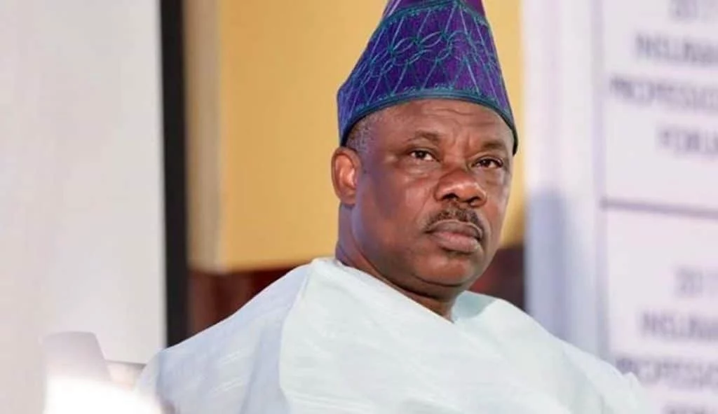 Amosun replies Abiodun over relocation of Dangote refinery to Lagos