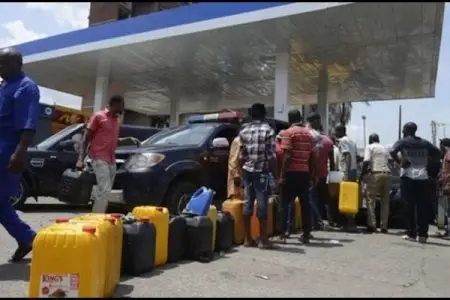 Shortage: Fuel Prices Rise 21% To N850 Per Litre As Marketers Shut Stations 