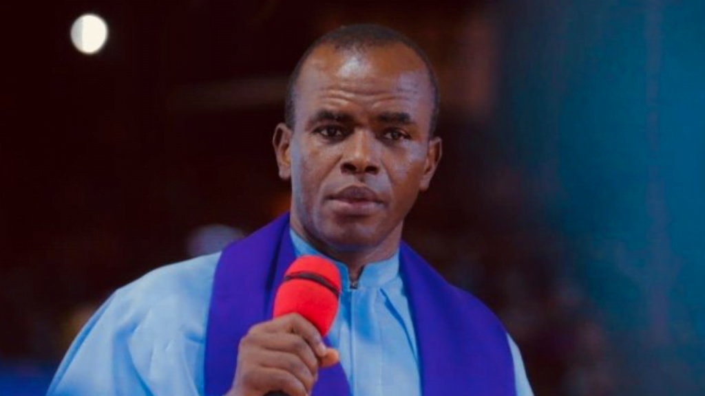 Nsukka Catholic Bishop vs Fr Obayi: ‘Don’t exceed your boundary’ – Mbaka fumes