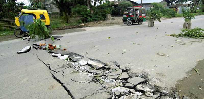 Magnitude 6.2 earthquake strikes Philippines