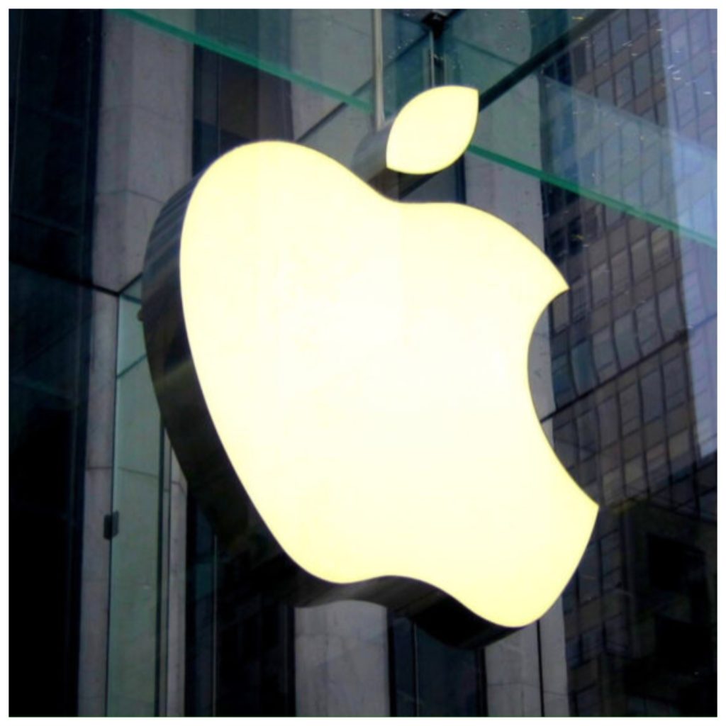 Apple hits trn market value