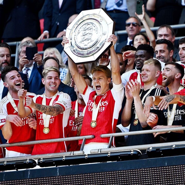 Community Shield: Arsenal beat mancity on penalties