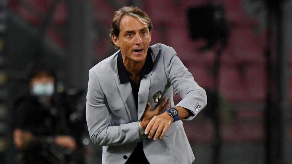 Roberto Mancini resigns as Italy manager