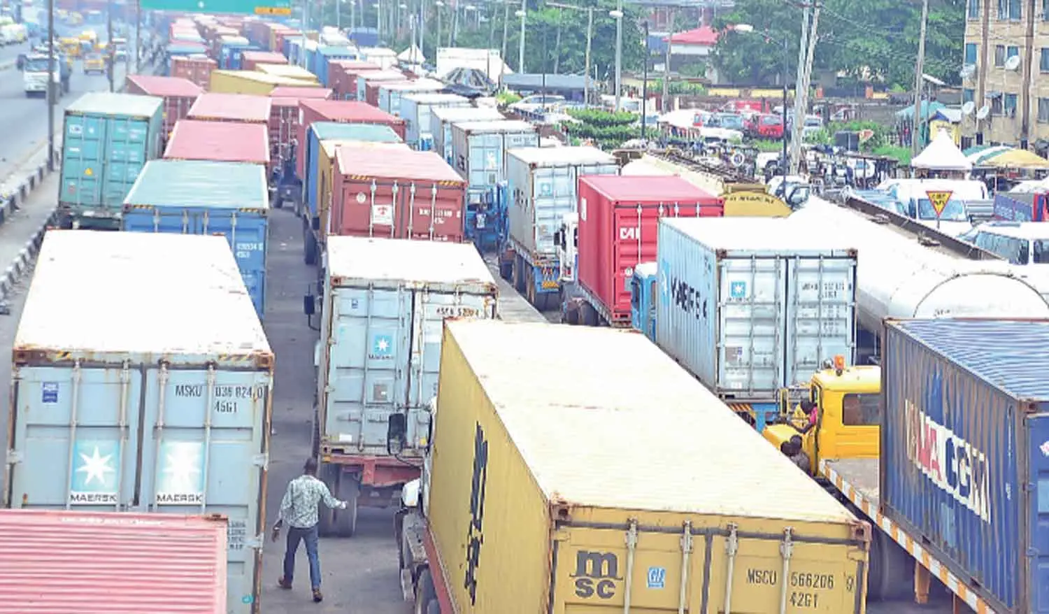 Extortion: Truckers pay N40m daily at Lagos ports corridor