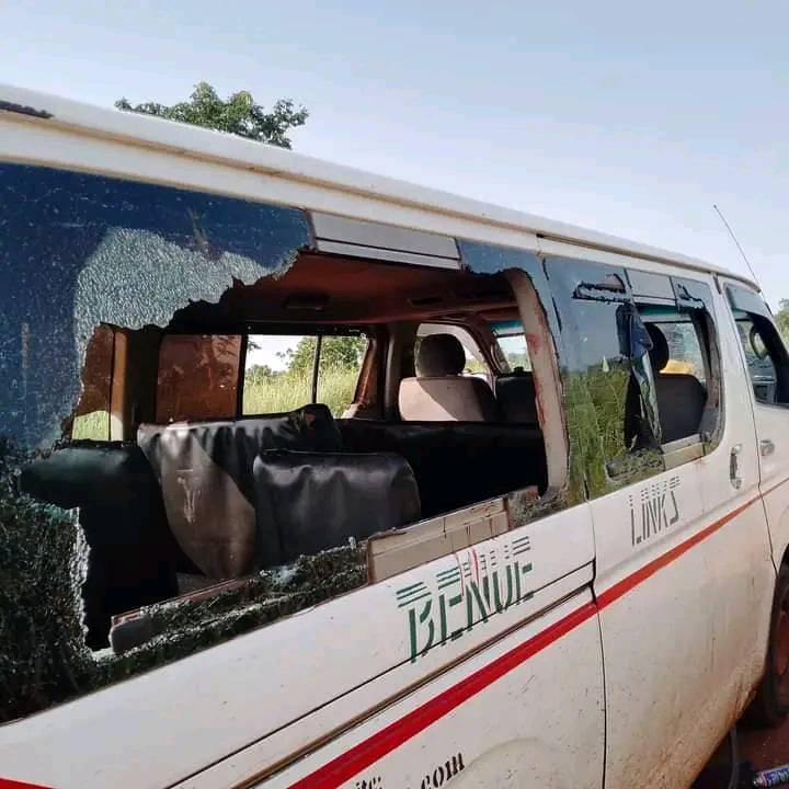 Suspected herdsmen hijack fully loaded Benue Links bus, butcher passengers