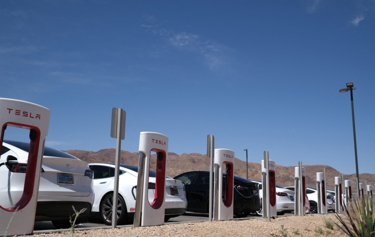 US transition to electric vehicles faces delay