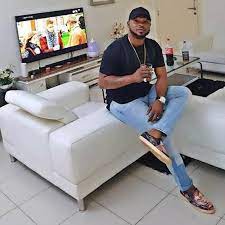 Nollywood actor, Azeez Ijaduade, allegedly shot by Ogun police officer