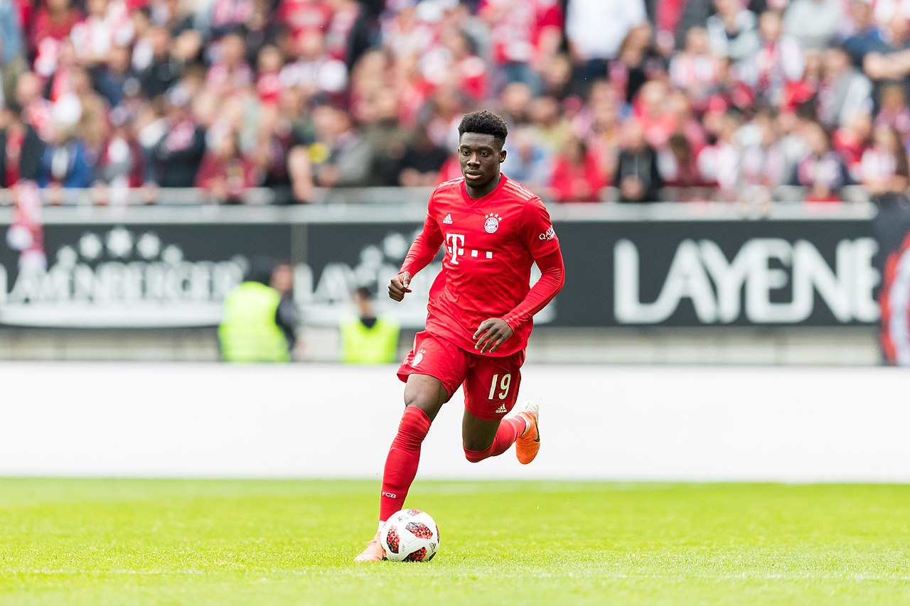 Bayern Munich may be pushing Alphonso Davies away to Real Madrid