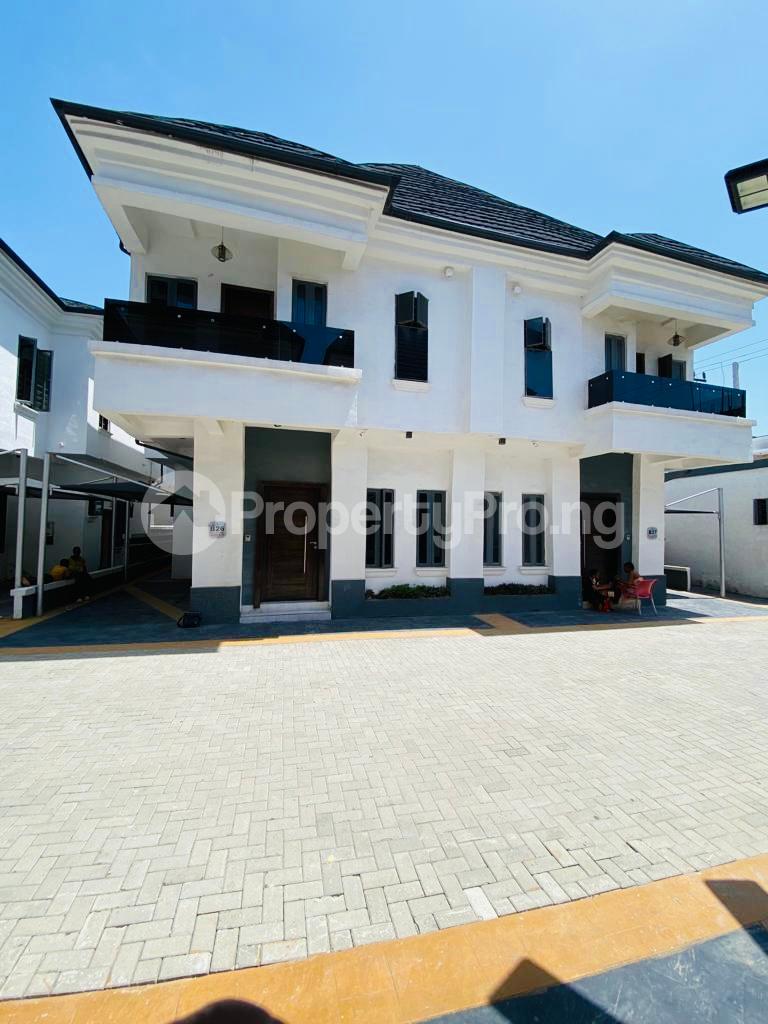 4 Bedroom House in orchid Lekki Lagos For Sale