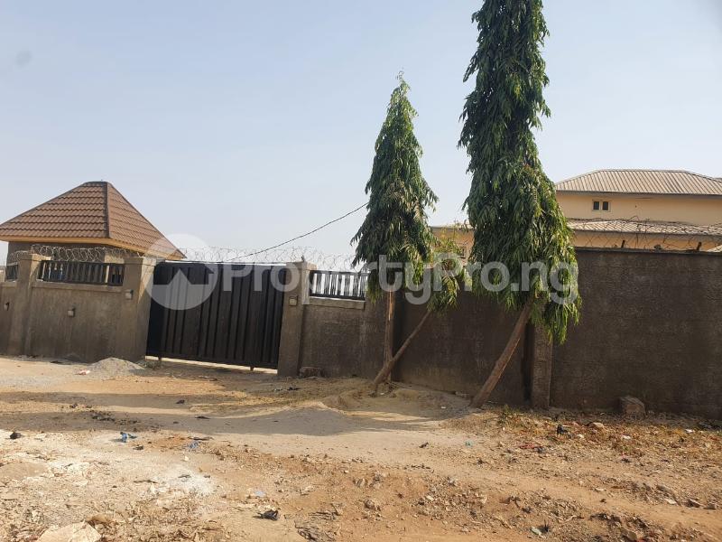 2 Bedroom Flat / Apartment in Mabushi Abuja