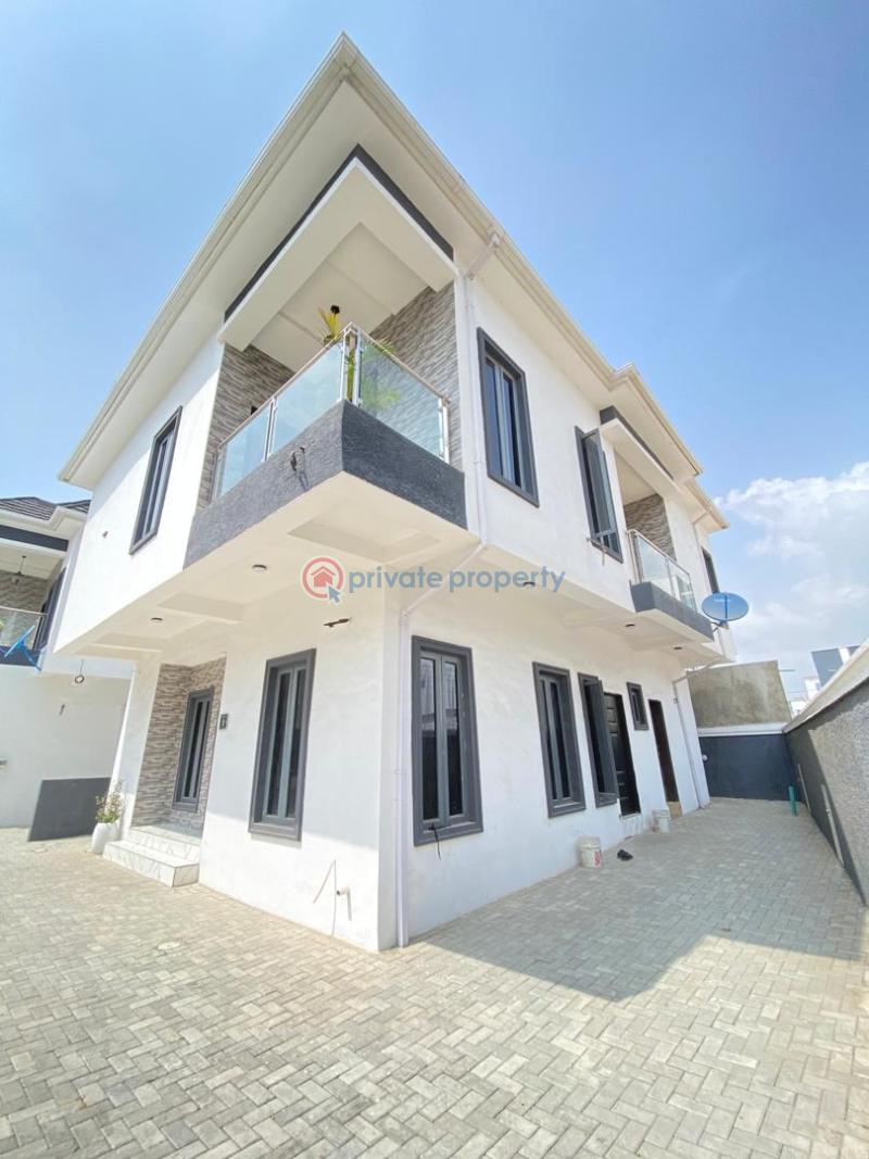 For sale: 4 bedroom Detached Duplex Ologolo Lekki Lagos