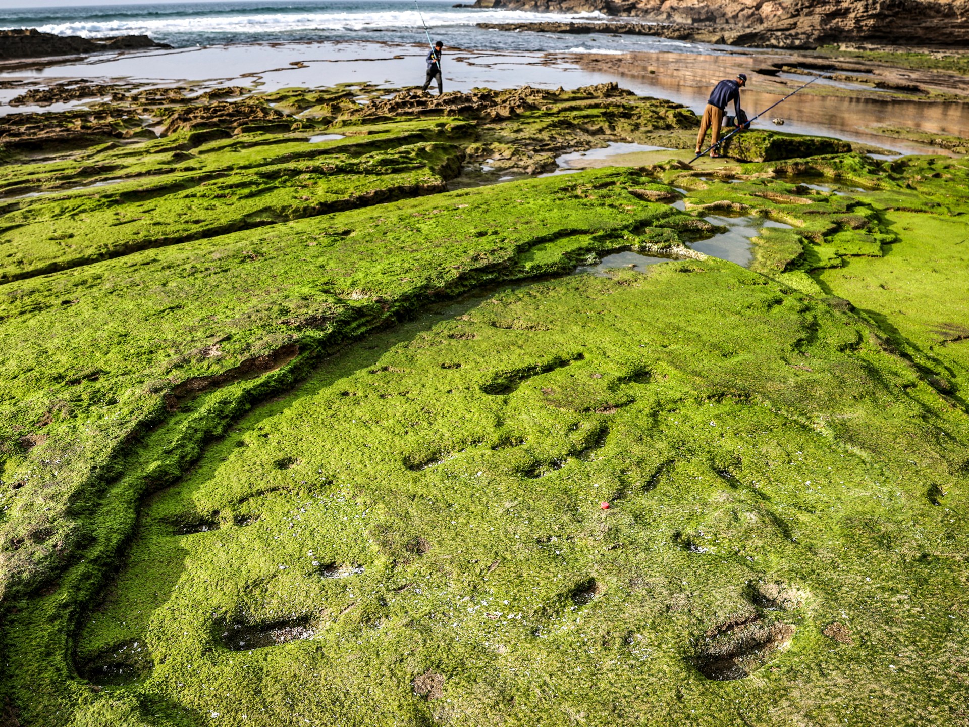 What 100,000-year-old footprints in Morocco tell us about early humans