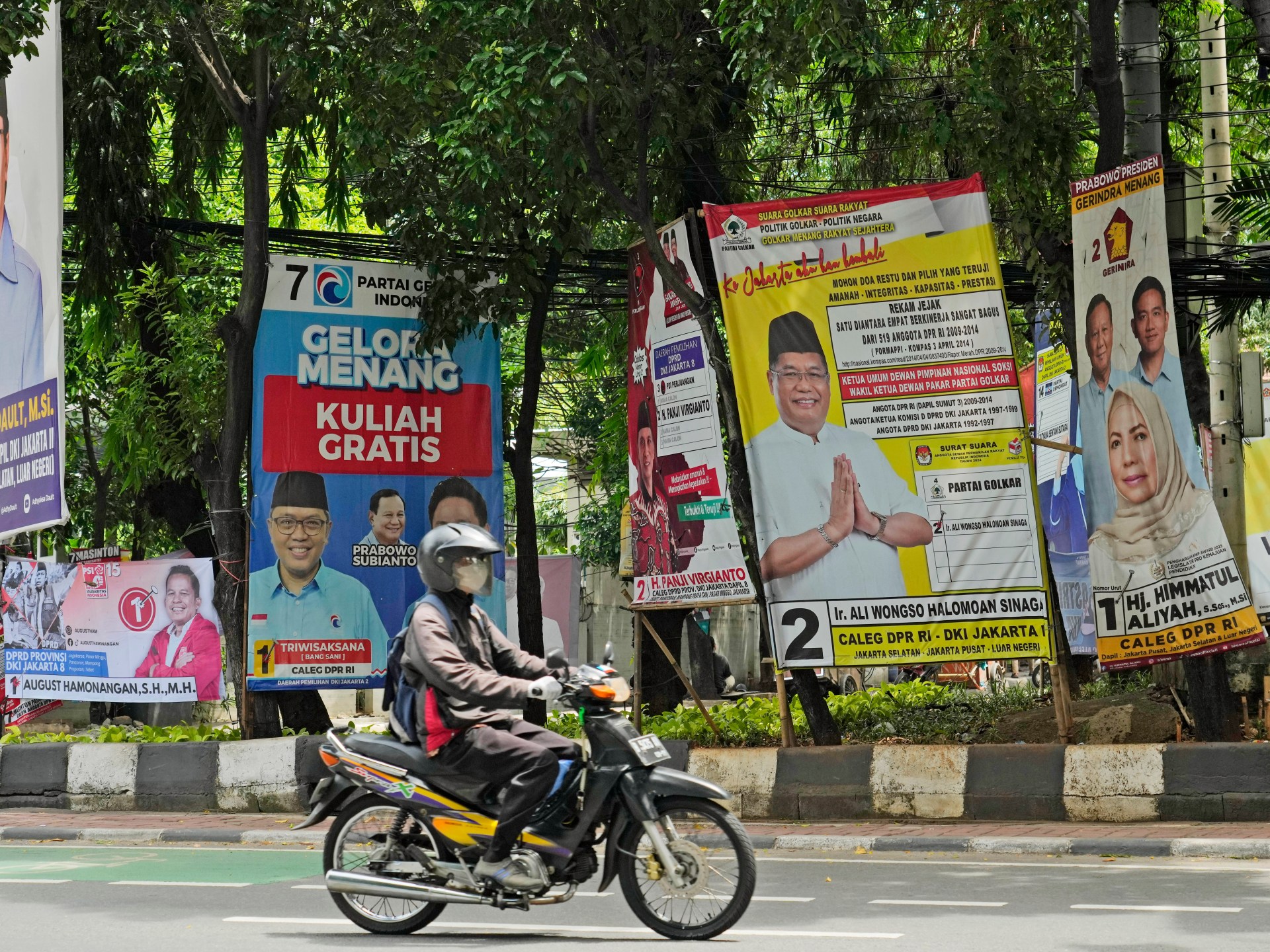 A kidney for votes: Candidates struggle with Indonesian election costs