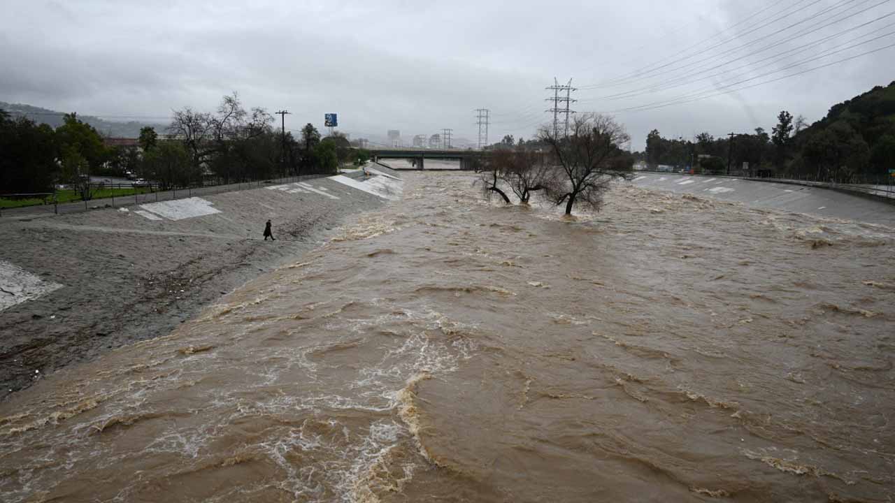 Deadly California storm brings unrelenting rain, flooding