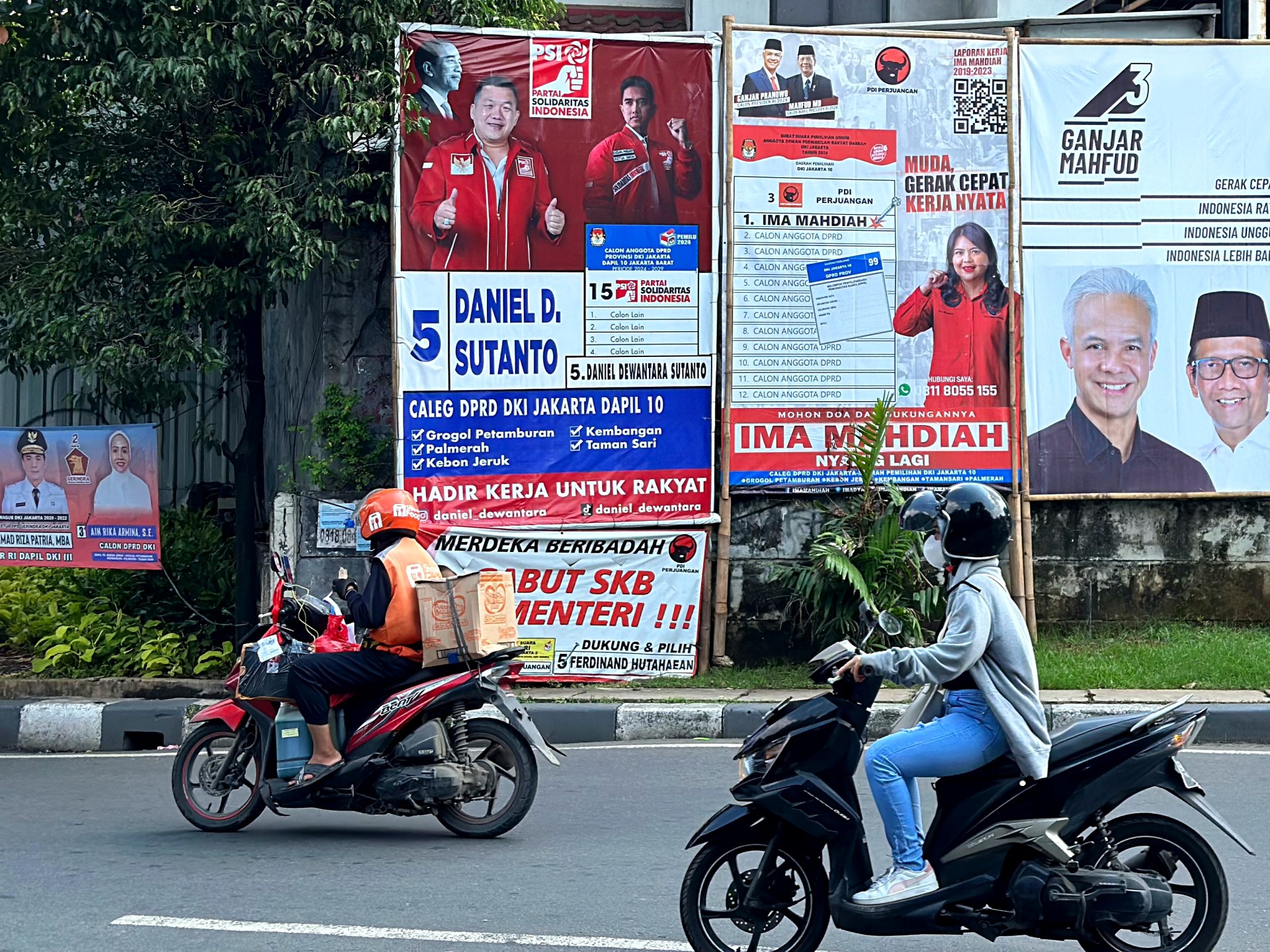 ‘Fix it from within’: More Chinese Indonesians chase seats in parliament