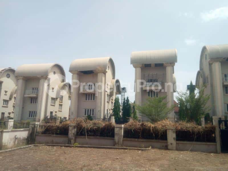 5 Bedroom House in Dakwo Abuja | House for sale in dakwo | House in dakwo | 5 Bedroom