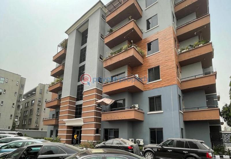 For rent: 3 bedroom Block Of Flats Lekki Phase 1 Lagos (PID: 7PBJLJ)