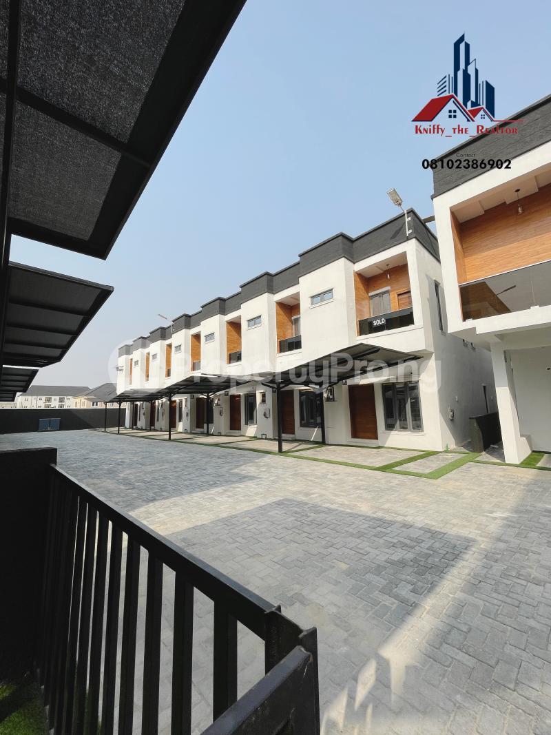 2 Bedroom House in Ikota Lekki Lagos | House for sale in lekki