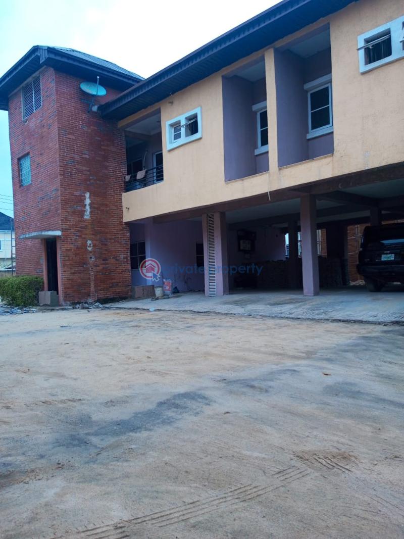 For rent: 2 bedroom Block Of Flats Ilaje Ajah Lagos (PID: 8PBKHG)