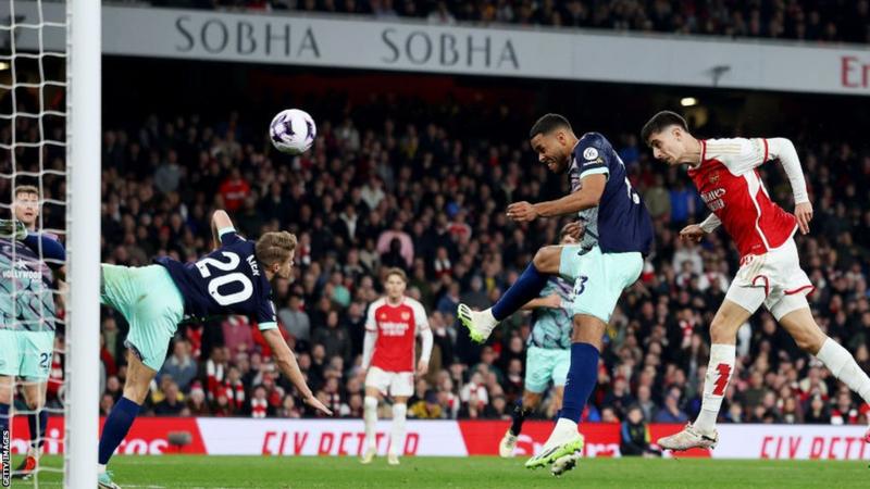 EPL: Arsenal 2-1 Brentford