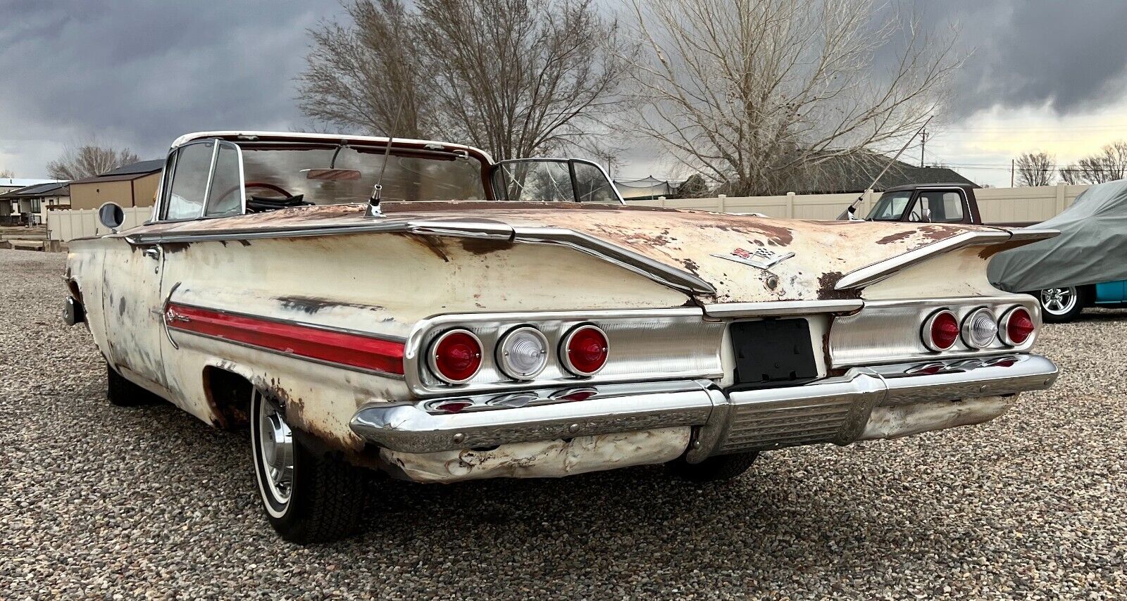 1960 Chevrolet Impala Owned by Arkansas Governor Emerges After 55 Years of Being Rained On