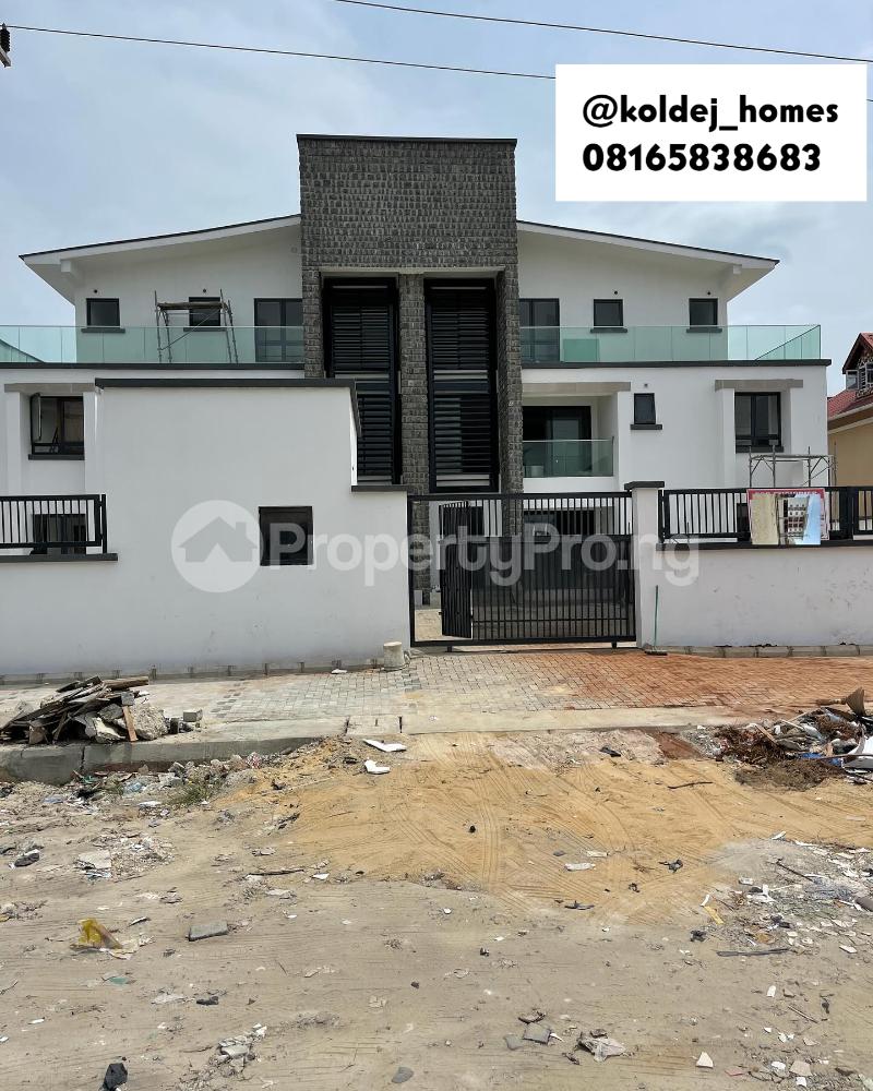 3 Bedroom House in Lekki Phase 1 Lekki Lagos | House for rent in lekki