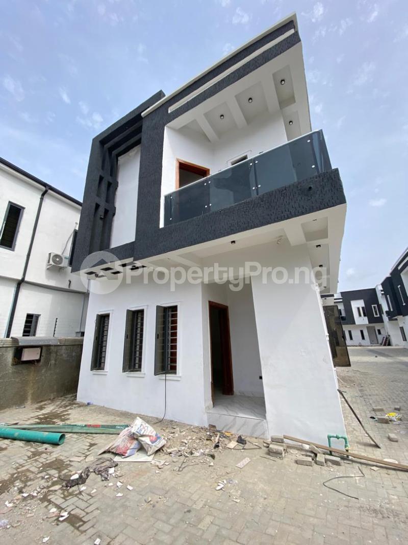 4 Bedroom House For Sale in Lekki Lagos